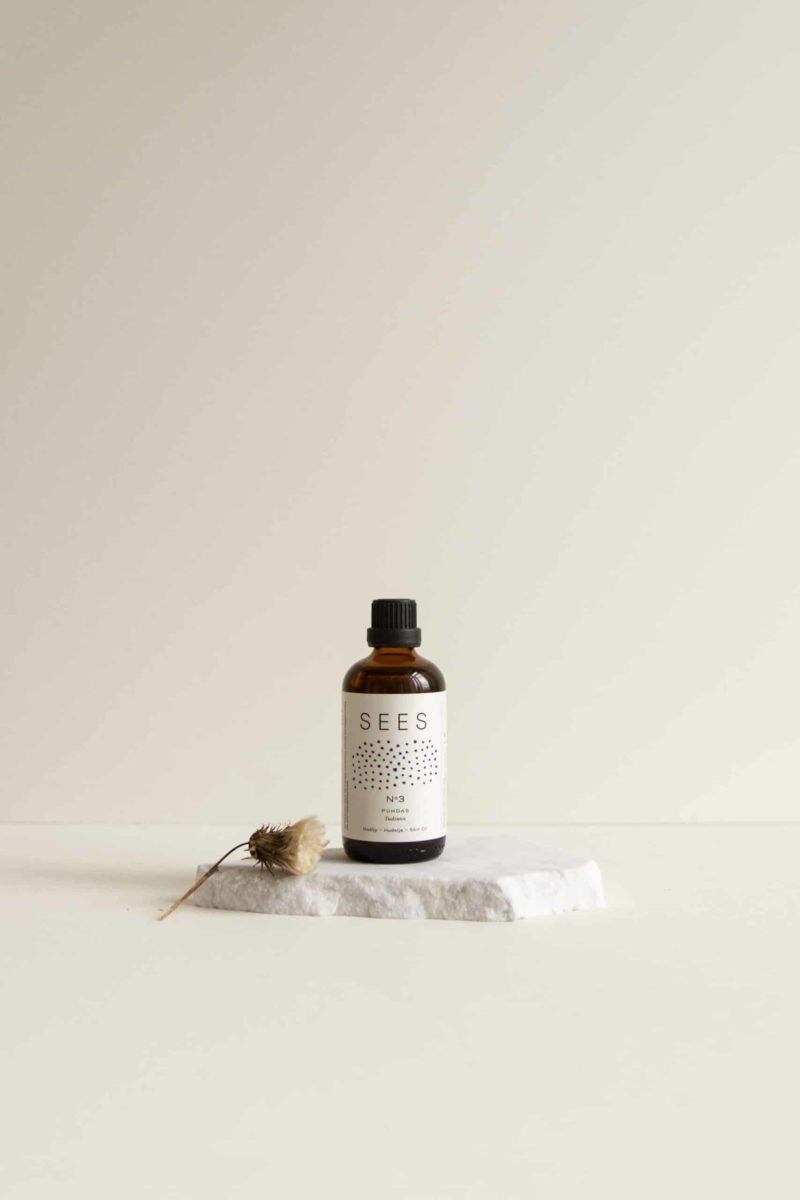 tuoksuton luonnollinen ihoöljy puhdas skin oil sees company