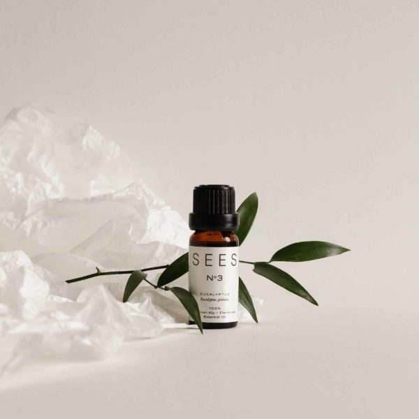 SEES Company eucalyptus eteerinen öljy. SEES essential oil of eucalyptus. Cooling and refreshing. Genuine, undiluted