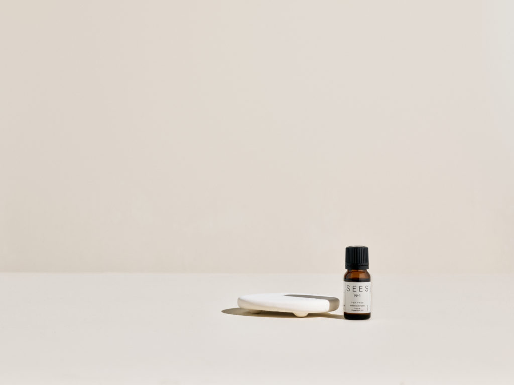 Eteerinen öljy tuoksukivi SEES essential oil aroma stone フィンランドのナチュラルコスメ エッセンシャルオイル 北欧コスメ